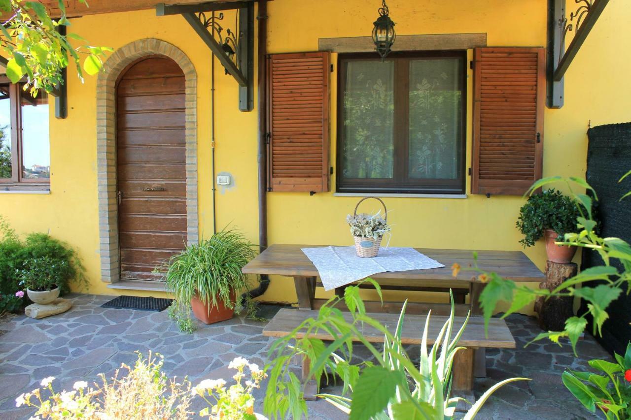 La Rupe Del Falco Monteciccardo Exterior photo